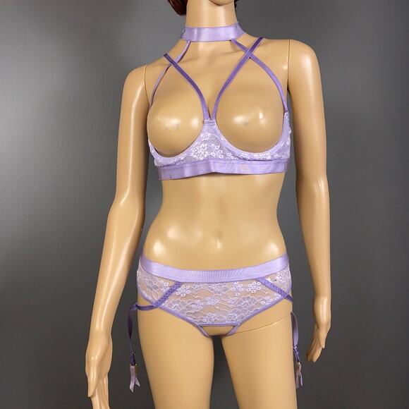 Exposed by Magic Silk Open Cup Crotchless Panties Garter Lingerie Small Medium - Picture 3 of 12